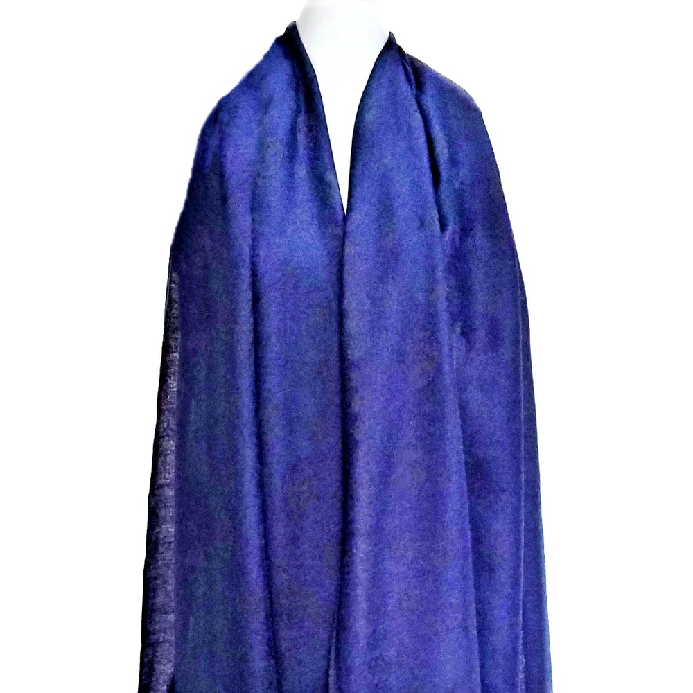 Pashmina Scarf - Skull Design - Gothic Blue - Picture 5 of 6